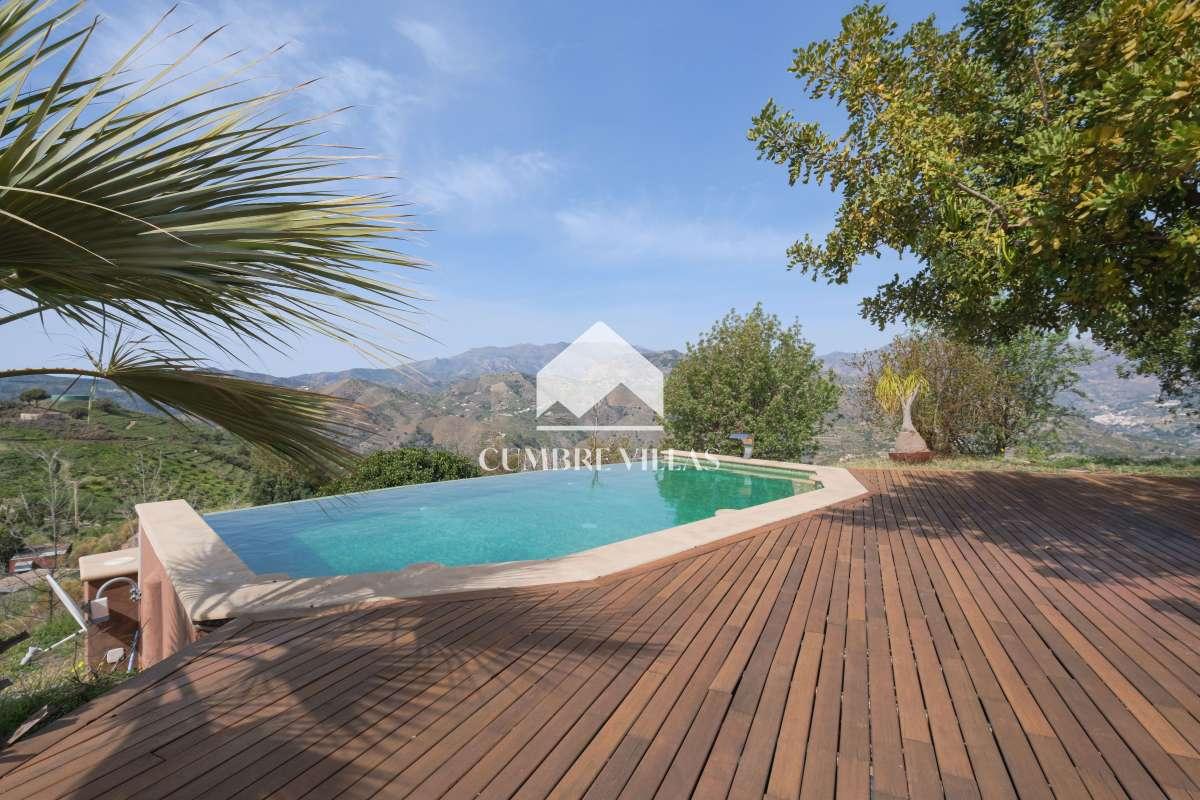 House for Sale in Itrabo