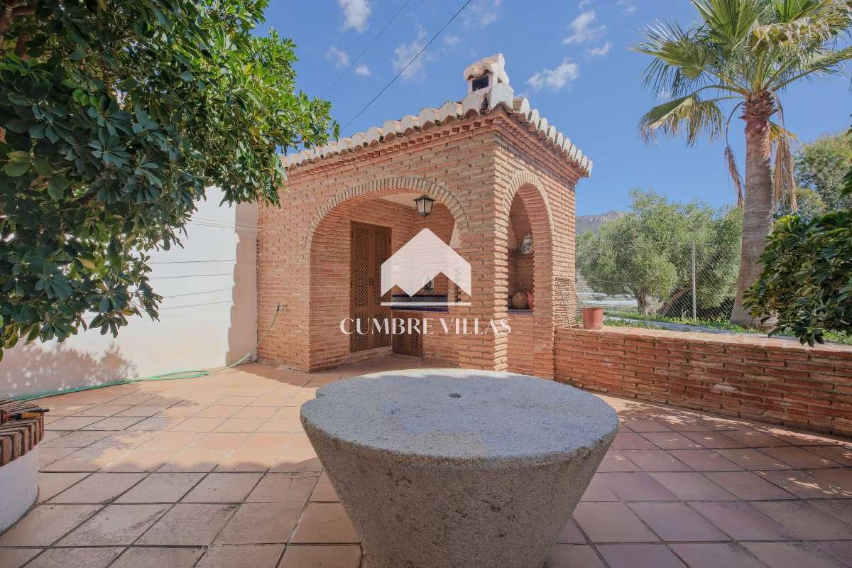 House for Sale in Itrabo