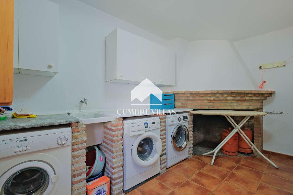 House for Sale in Itrabo
