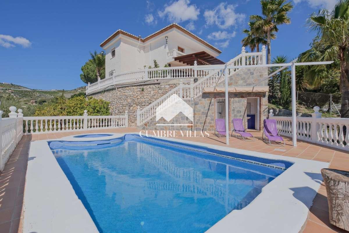 House for Sale in Itrabo