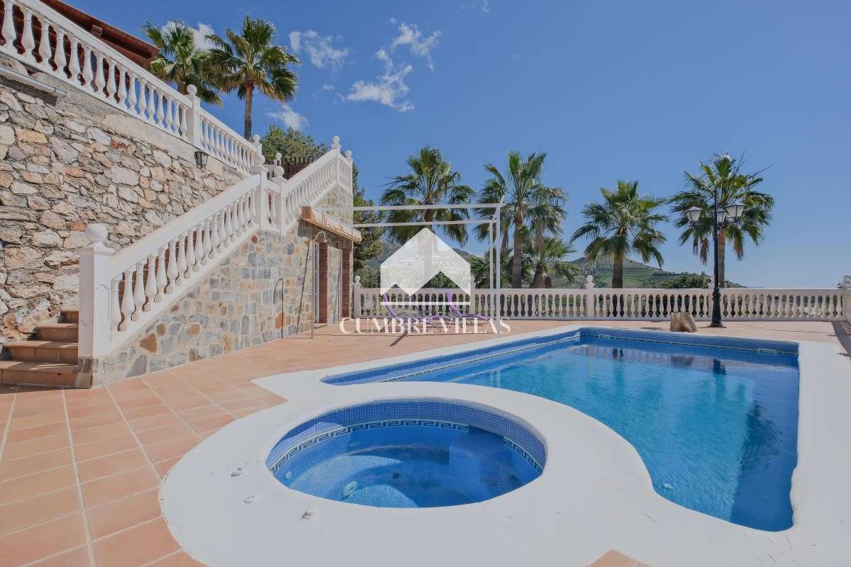 House for Sale in Itrabo