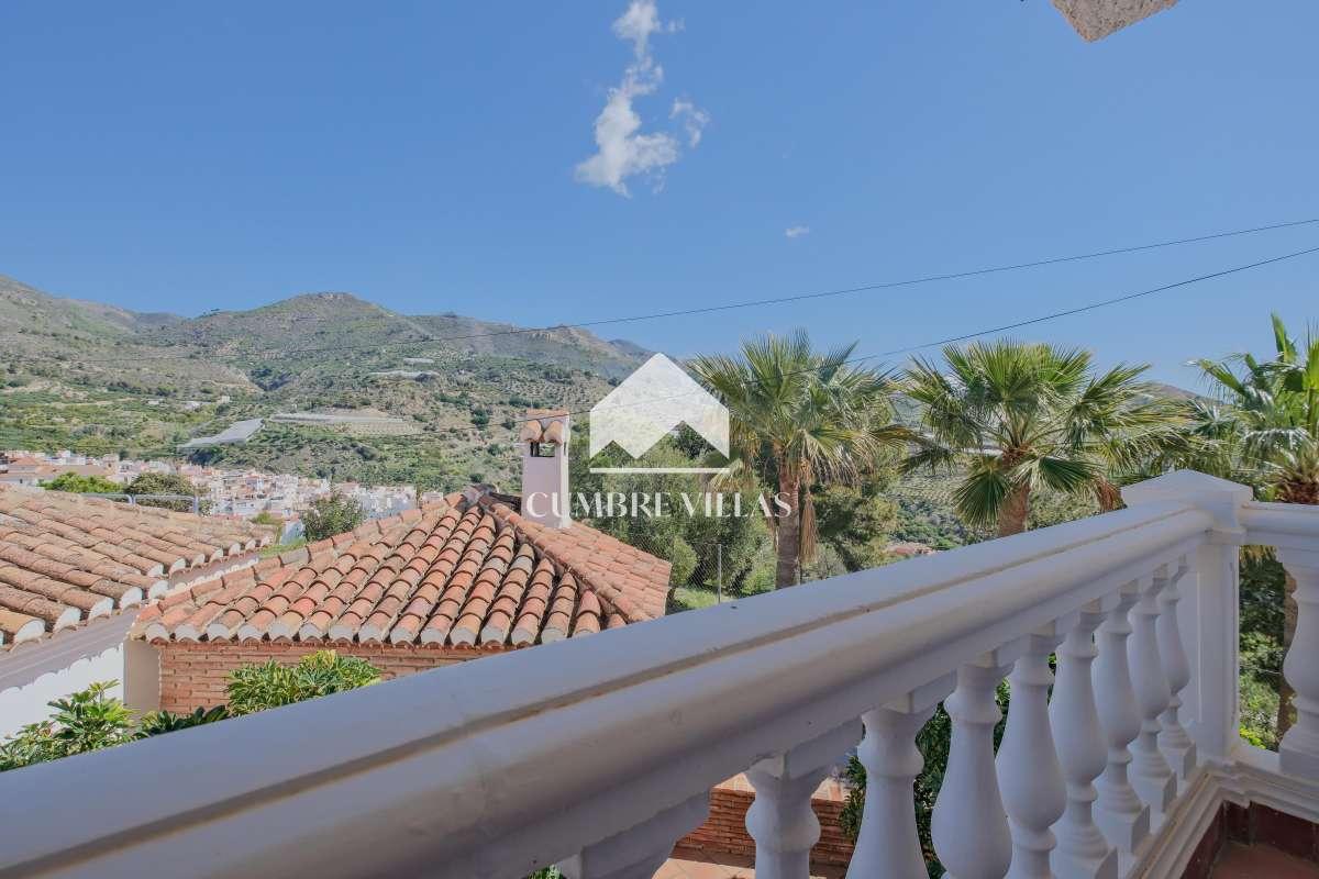 House for Sale in Itrabo