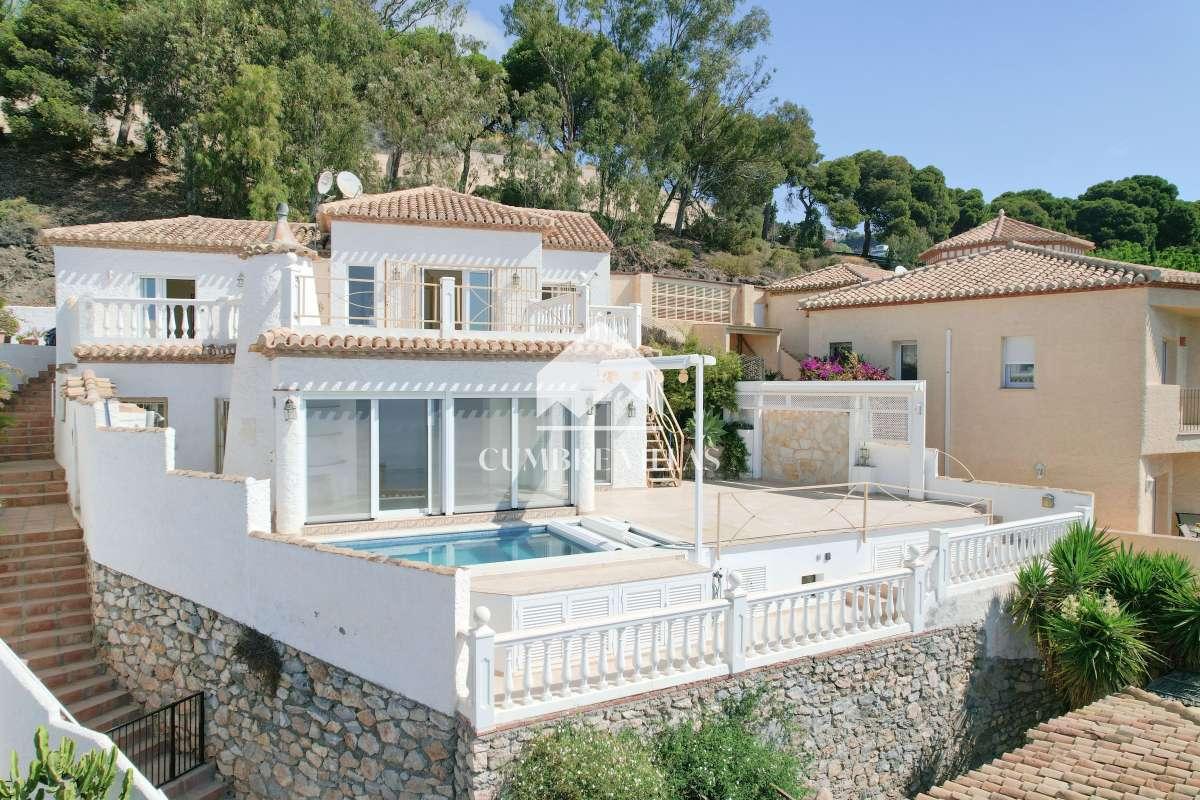 Villa for Sale in Salobreña