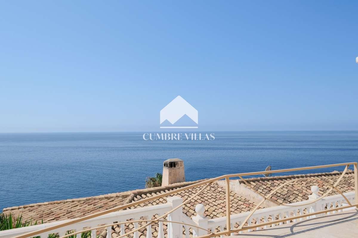 Villa for Sale in Salobreña