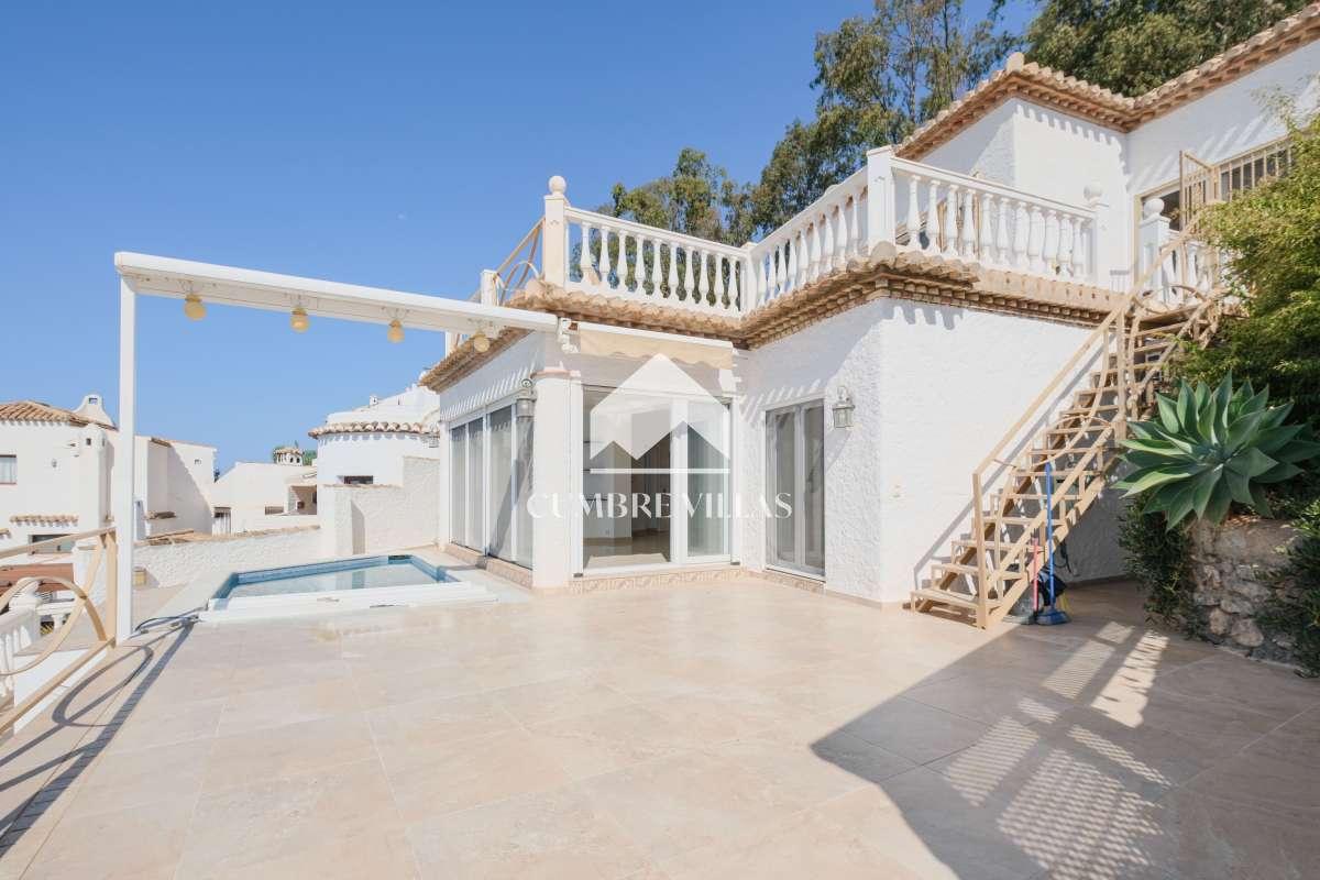Villa for Sale in Salobreña