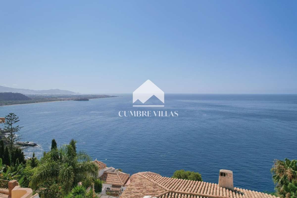 Villa for Sale in Salobreña