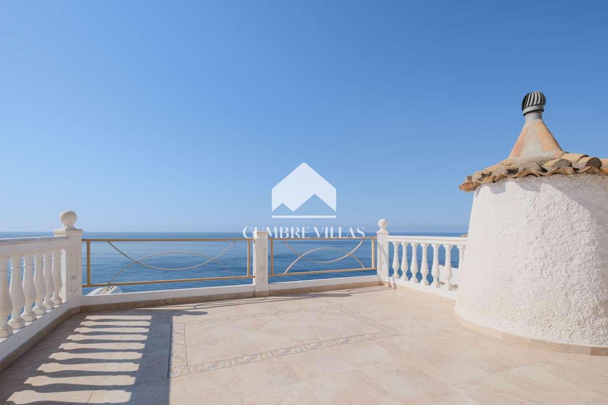 Villa for Sale in Salobreña