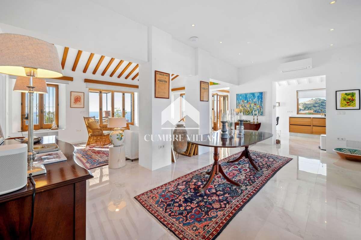 Villa for Sale in Almuñécar