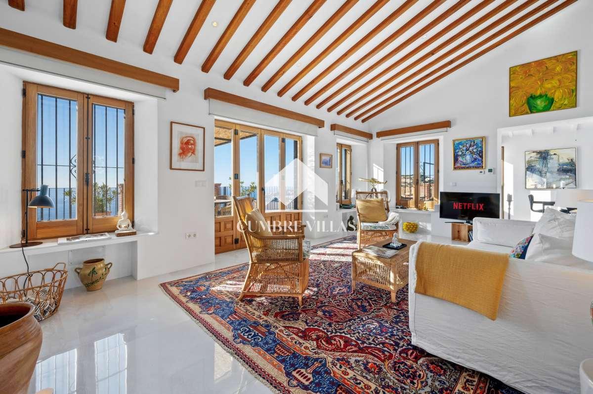 Villa for Sale in Almuñécar