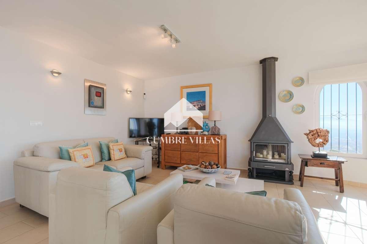 Villa for Sale in Salobreña