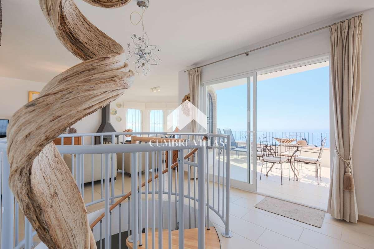 Villa for Sale in Salobreña