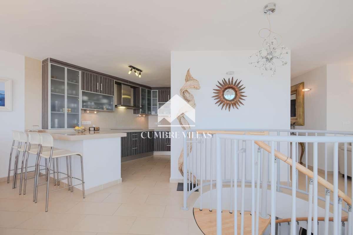 Villa for Sale in Salobreña