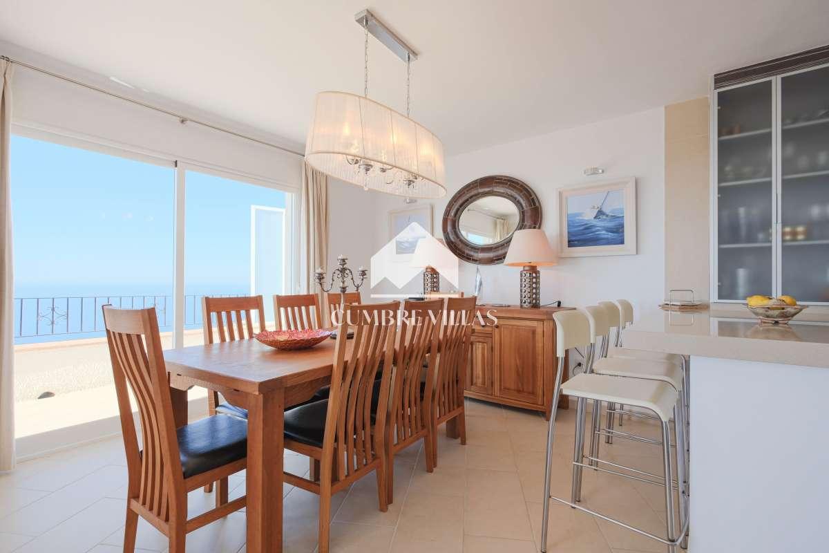 Villa for Sale in Salobreña