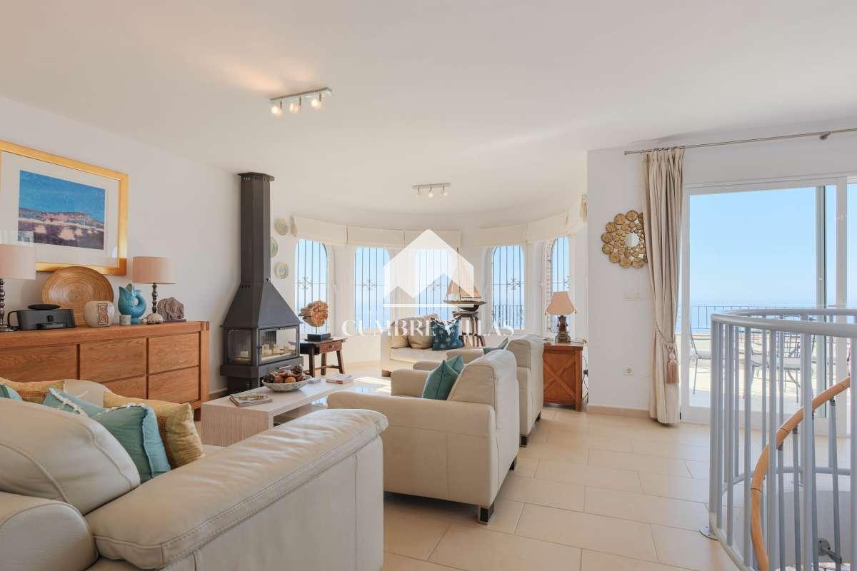 Villa for Sale in Salobreña