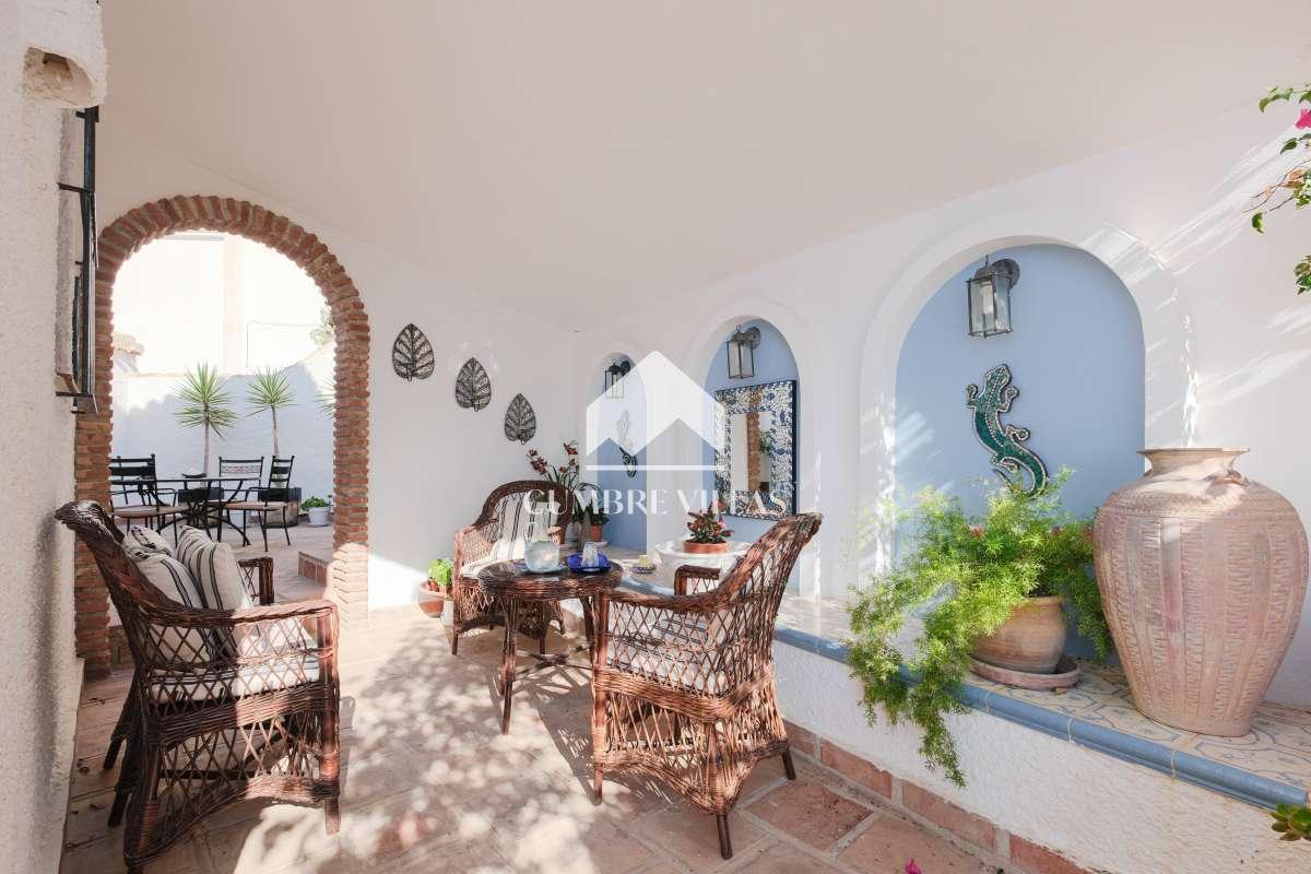 Villa for Sale in Salobreña