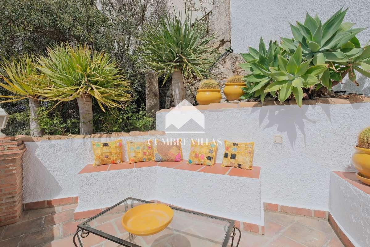 Villa for Sale in Salobreña