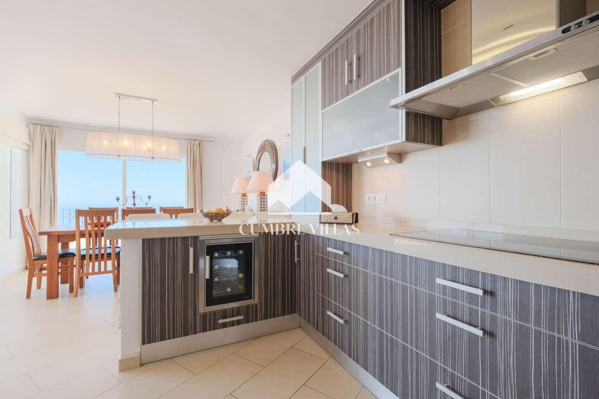 Villa for Sale in Salobreña