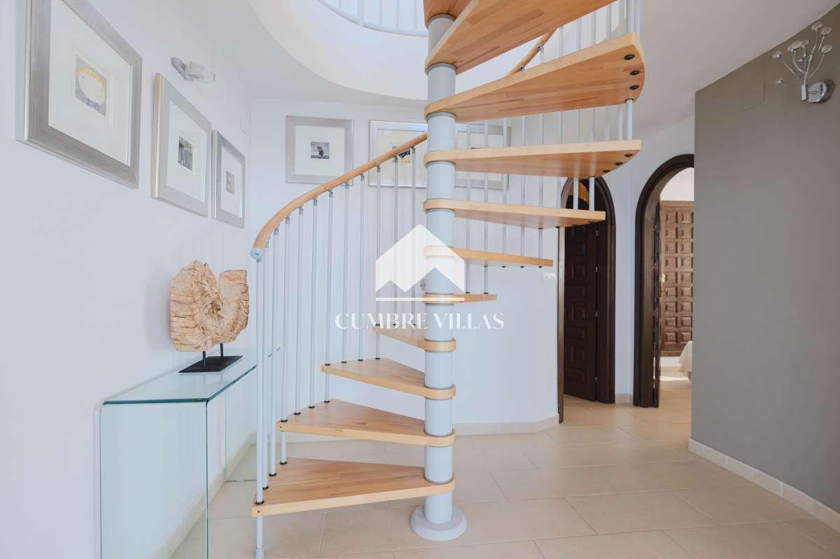 Villa for Sale in Salobreña