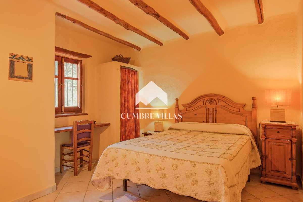 House for Sale in Órgiva
