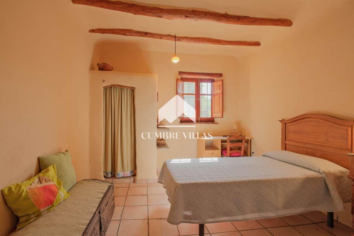 House for Sale in Órgiva