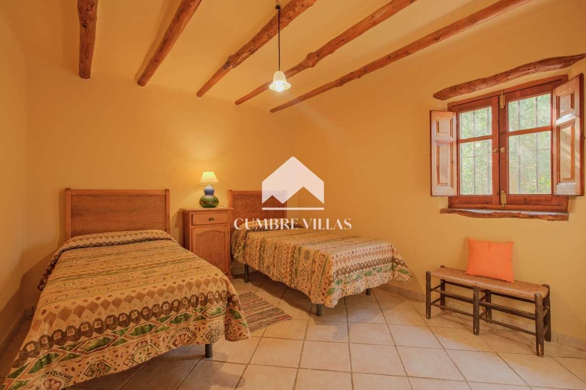 House for Sale in Órgiva