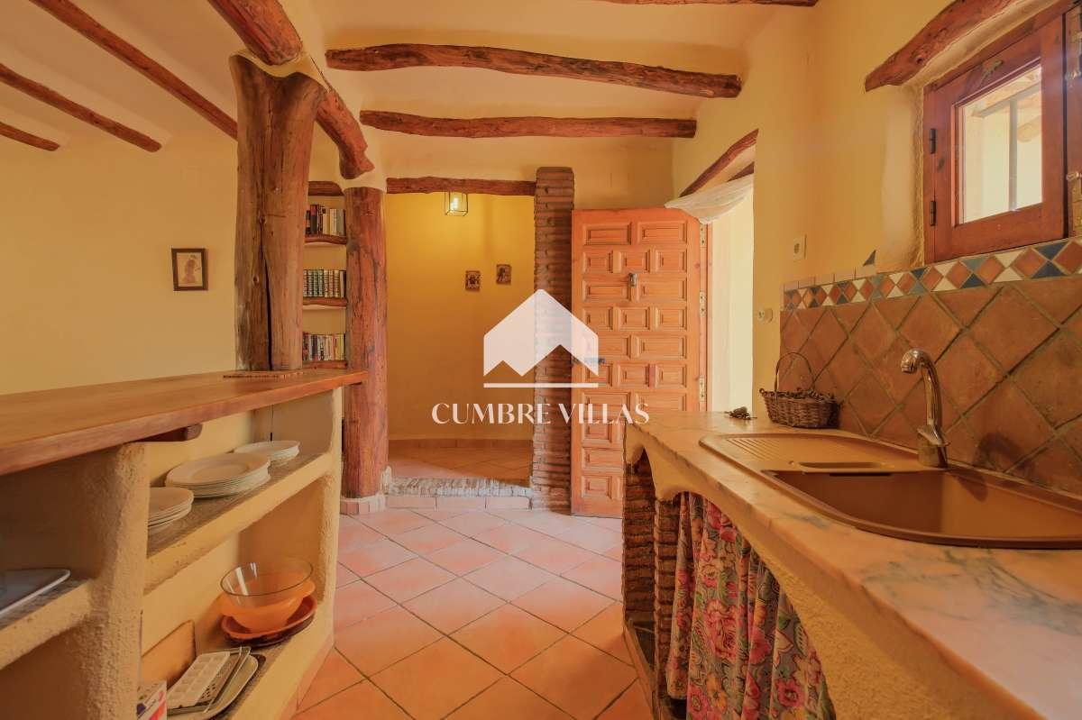 House for Sale in Órgiva