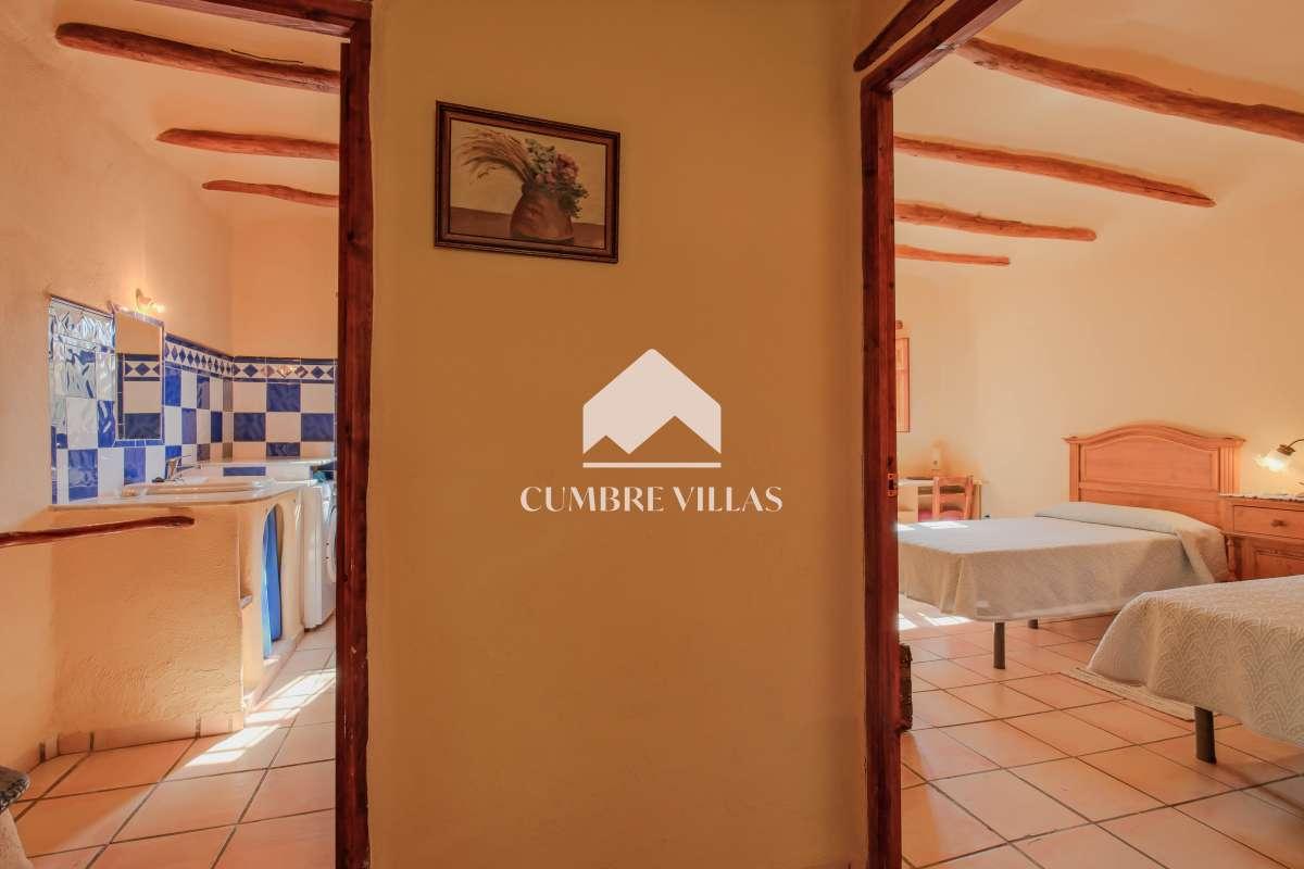House for Sale in Órgiva