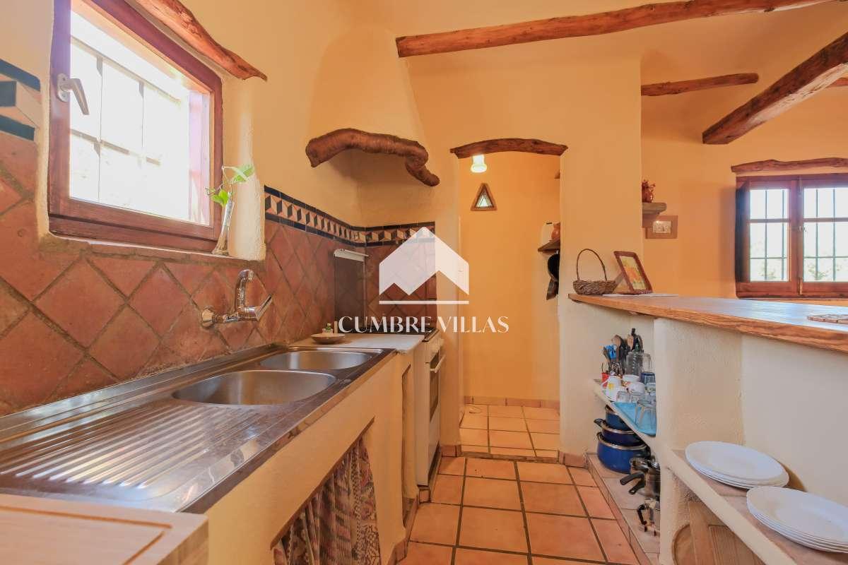 House for Sale in Órgiva