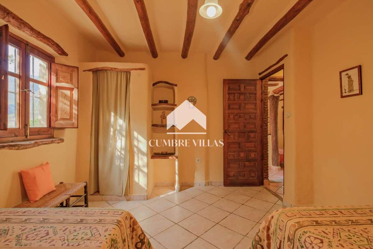 House for Sale in Órgiva