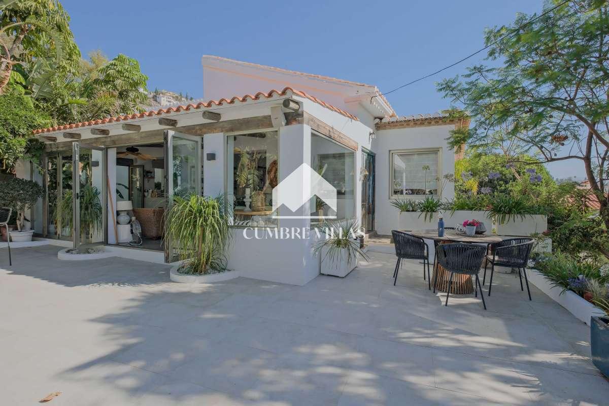 Villa for Sale in Salobreña