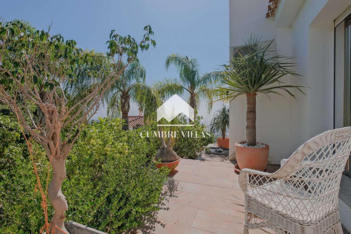 Villa for Sale in Salobreña