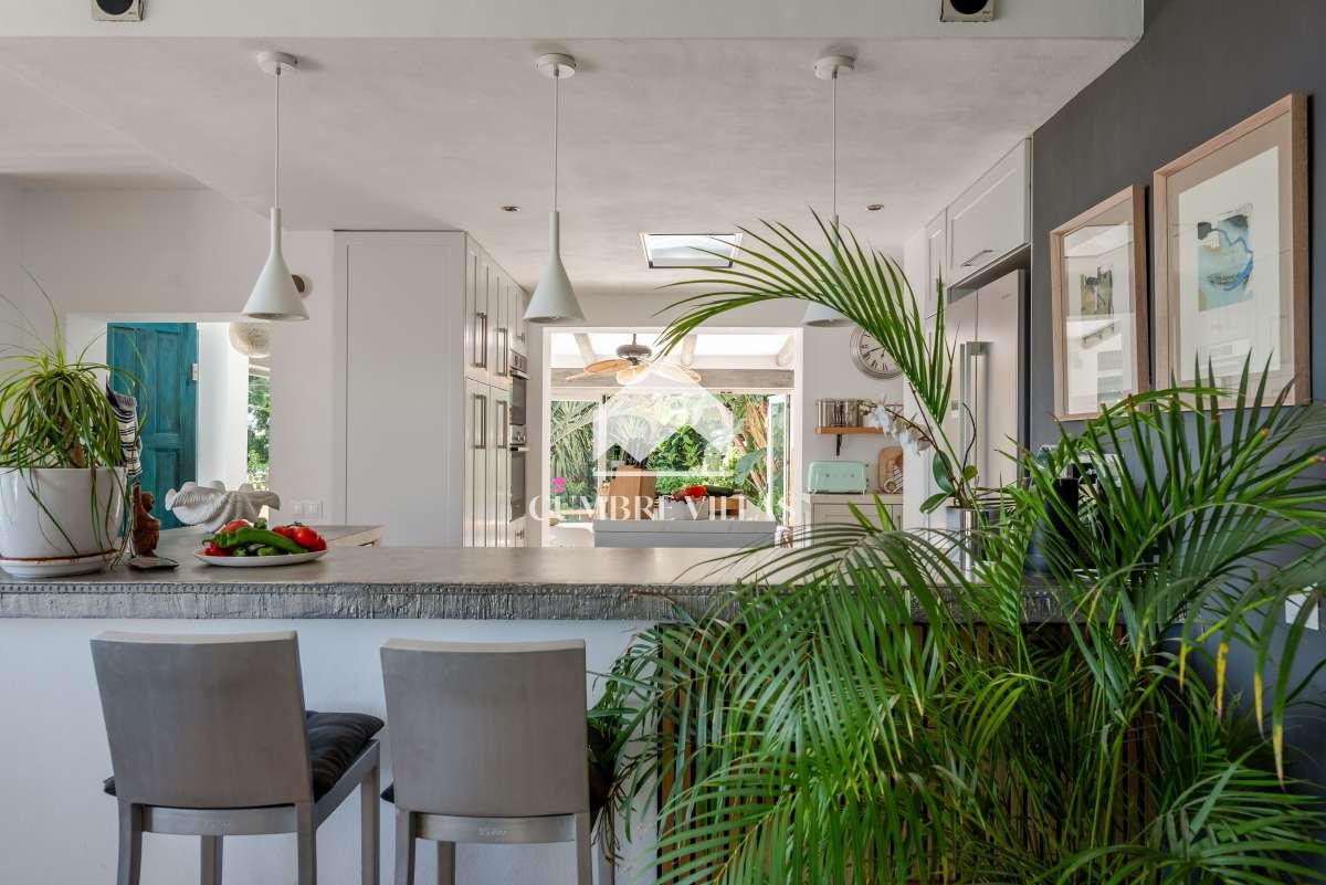 Villa for Sale in Salobreña