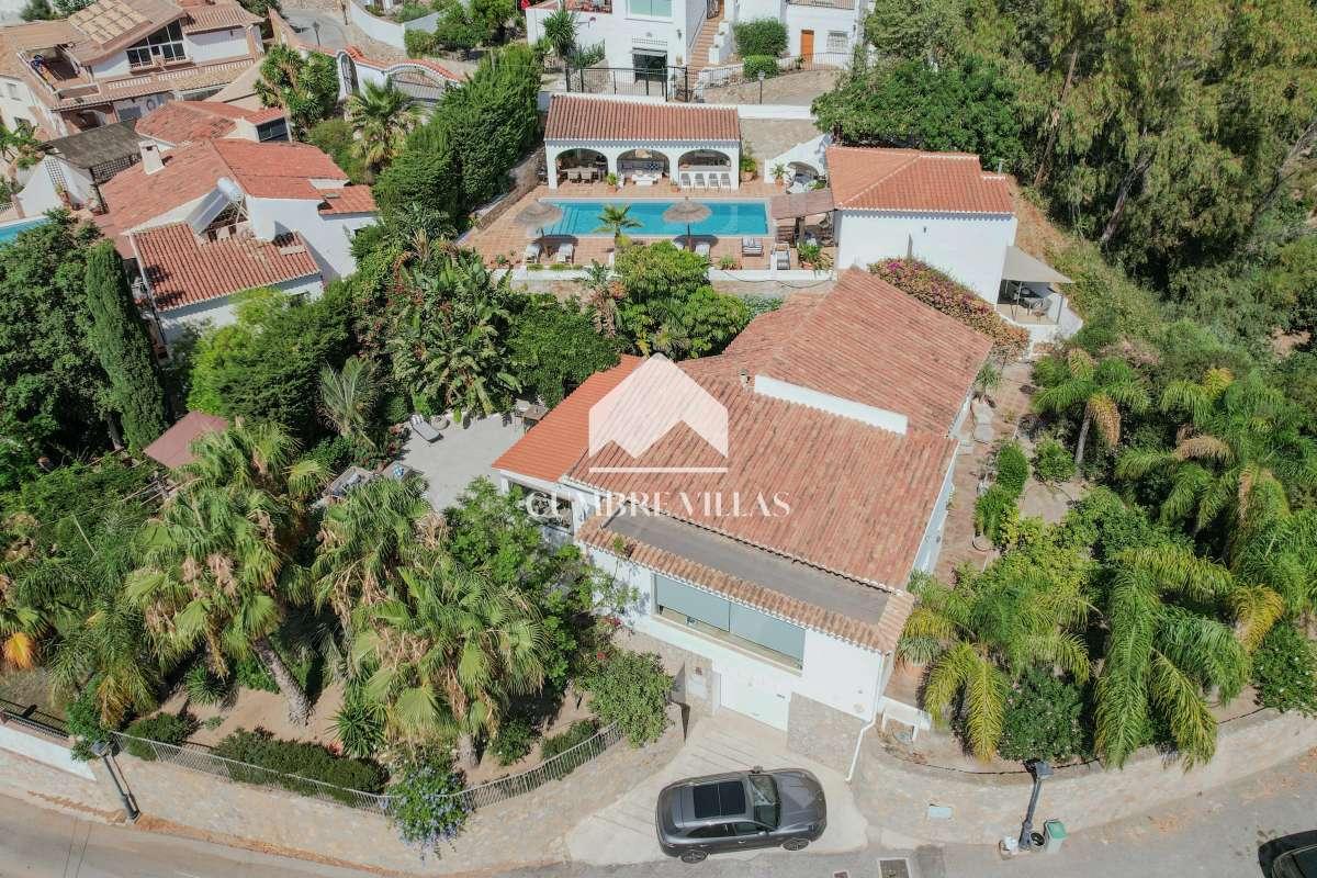 Villa for Sale in Salobreña