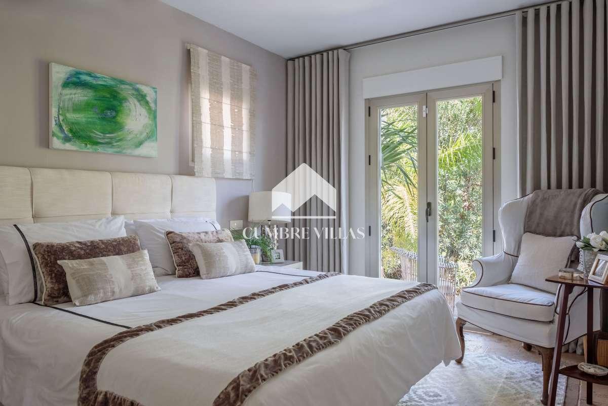 Villa for Sale in Salobreña