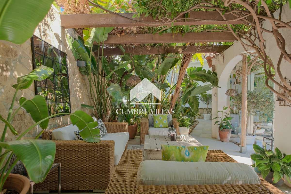 Villa for Sale in Salobreña