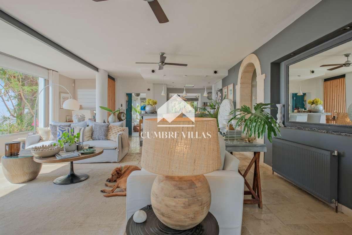 Villa for Sale in Salobreña