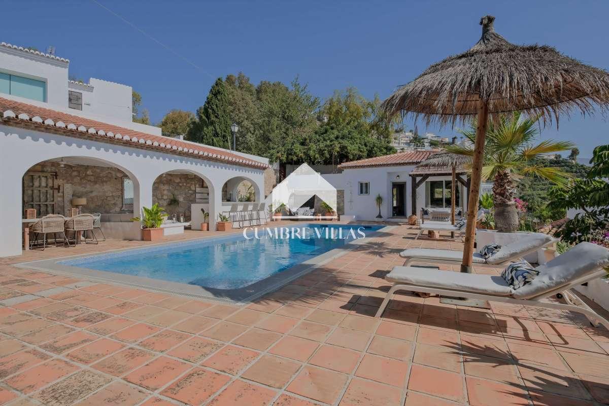 Villa for Sale in Salobreña