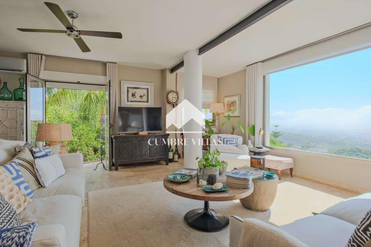 Villa for Sale in Salobreña