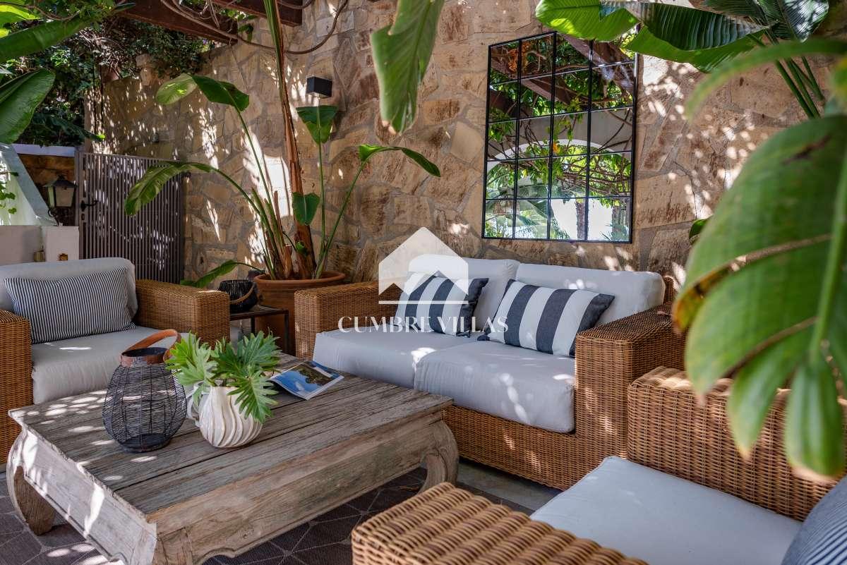 Villa for Sale in Salobreña