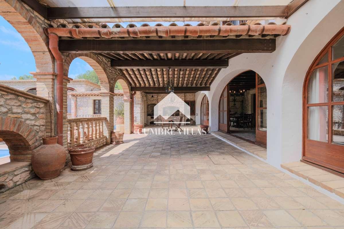 Villa for Sale in Sant Pere de Ribes