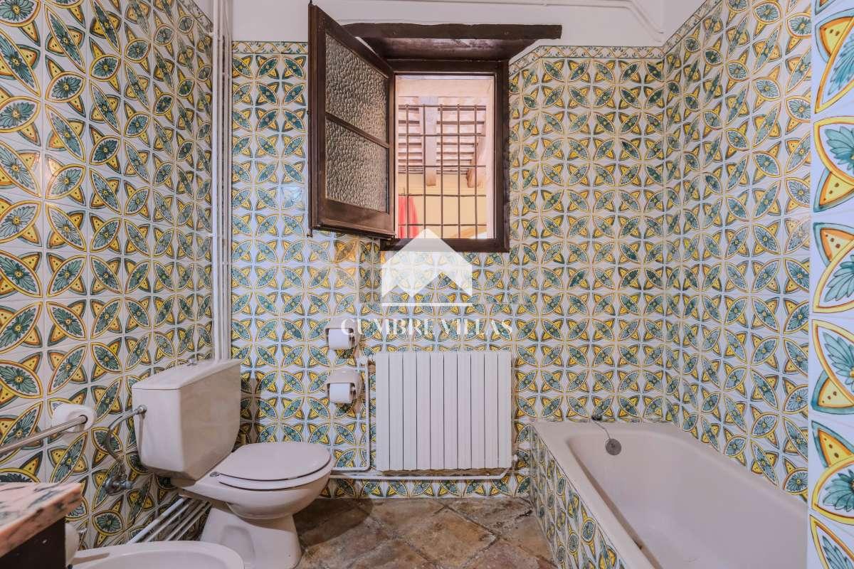 Villa for Sale in Sant Pere de Ribes