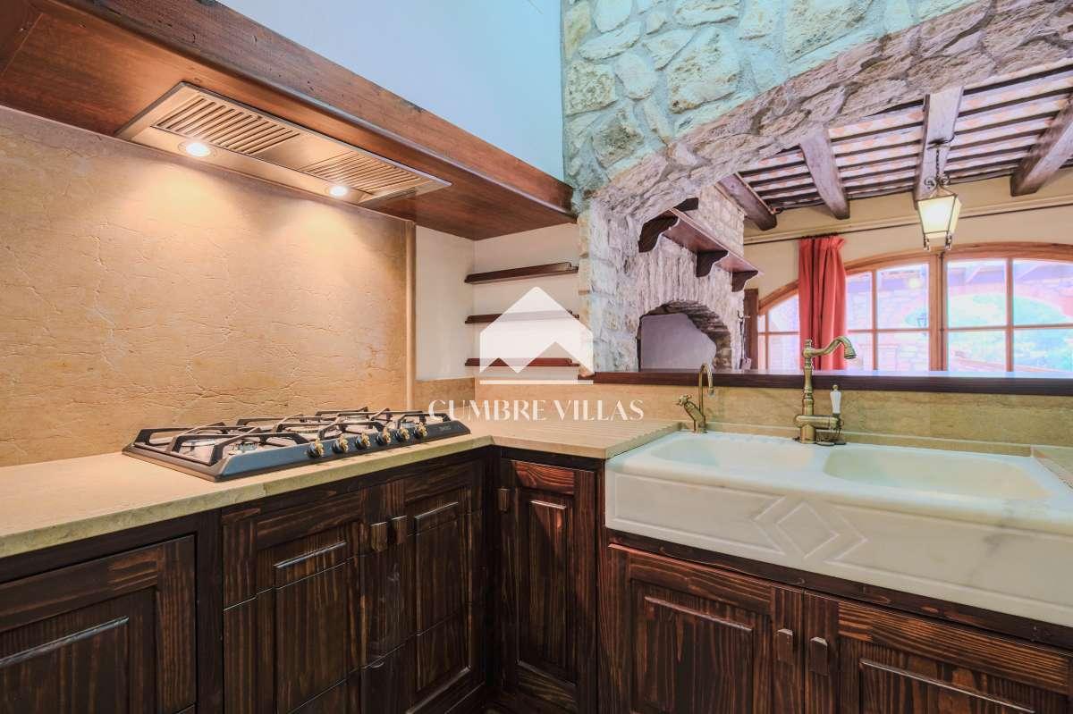 Villa for Sale in Sant Pere de Ribes