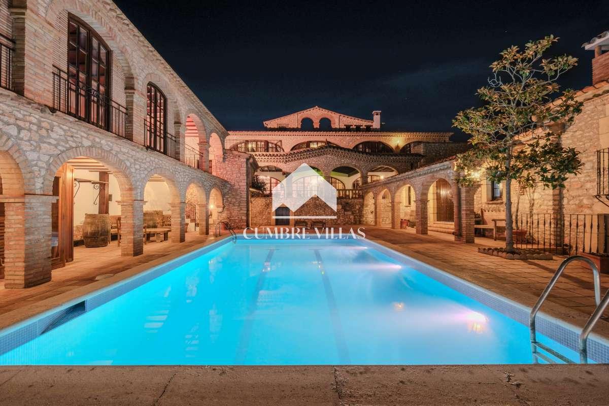 Villa for Sale in Sant Pere de Ribes