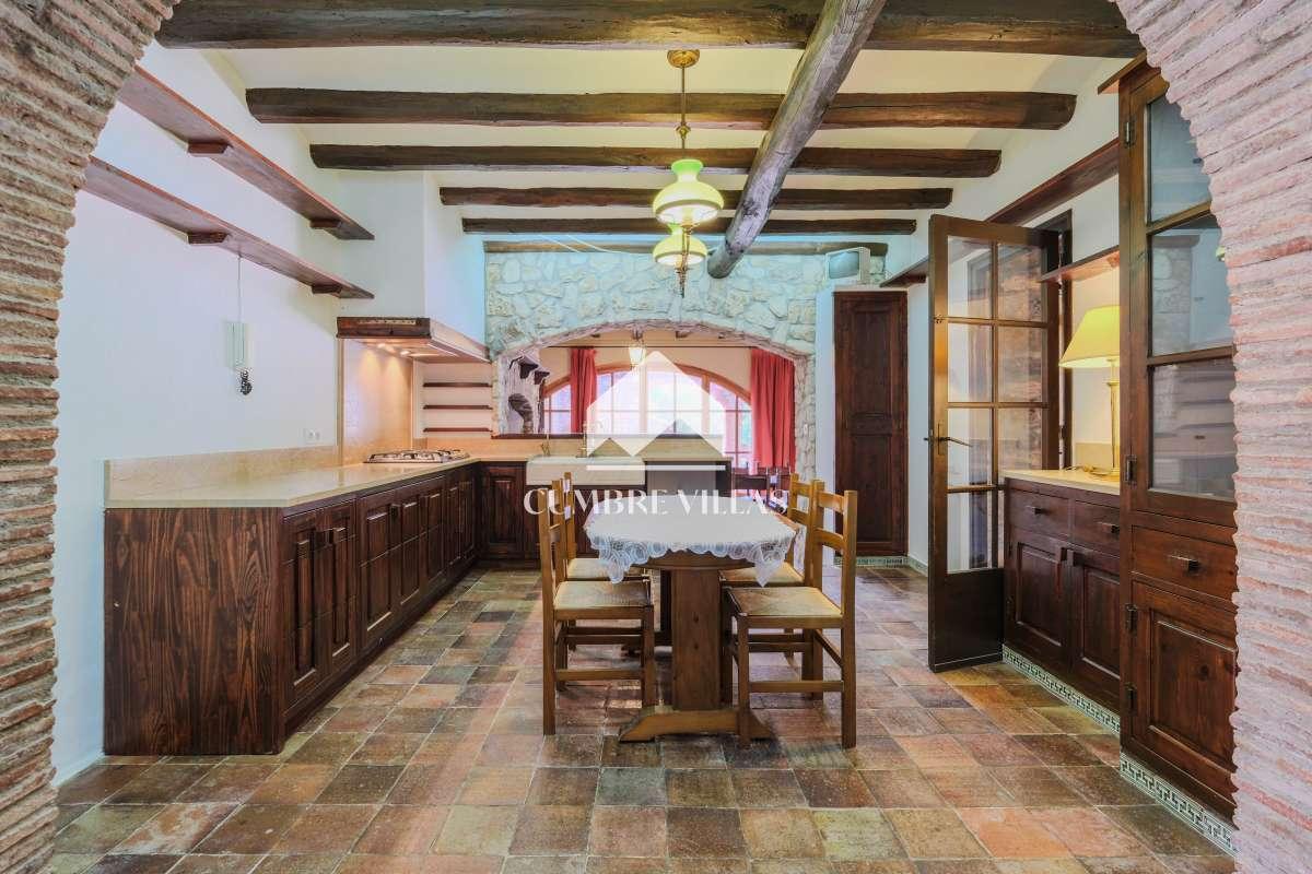 Villa for Sale in Sant Pere de Ribes