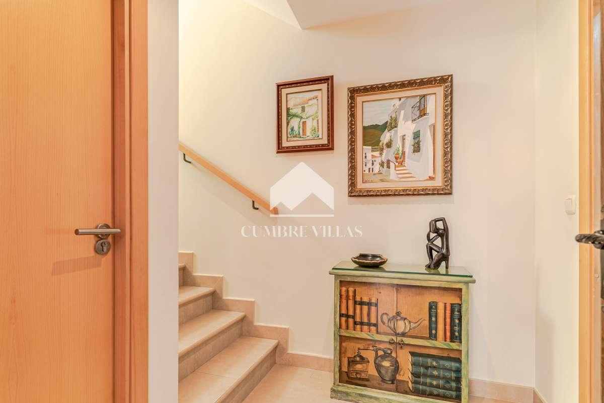 Villa for Sale in Almuñécar