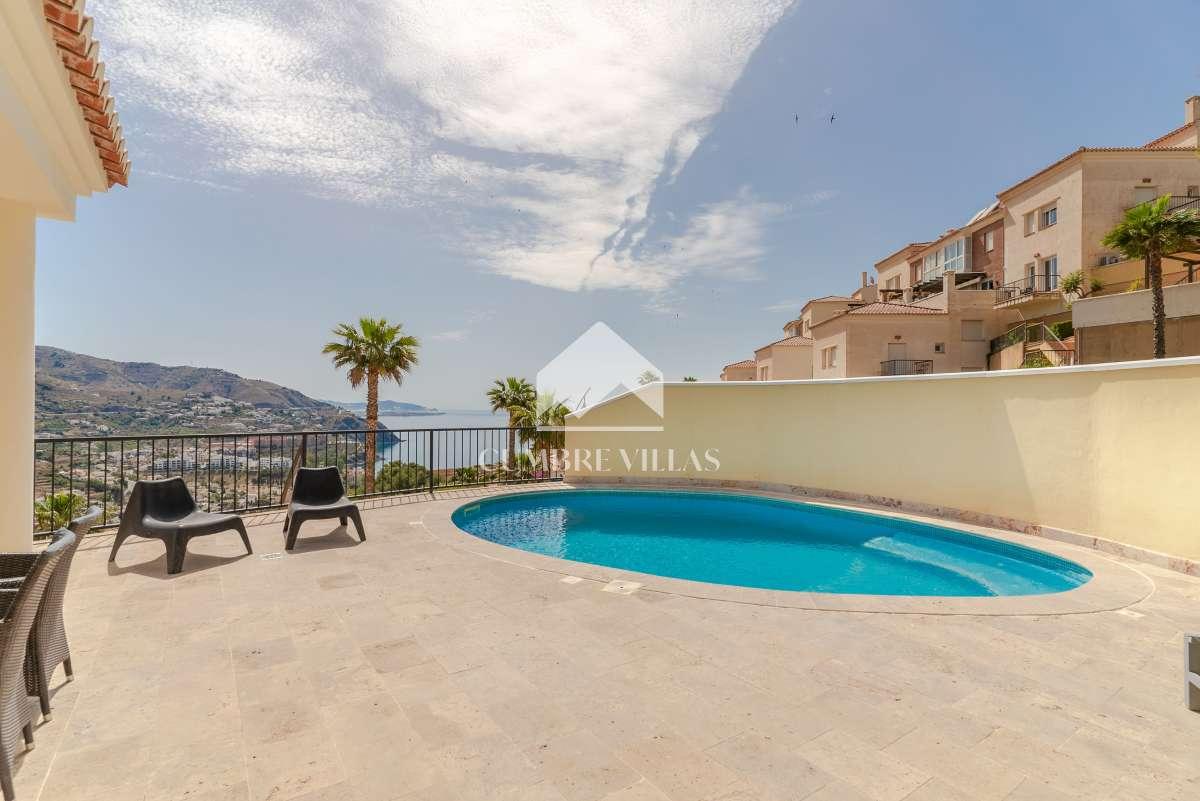 Villa for Sale in Almuñécar