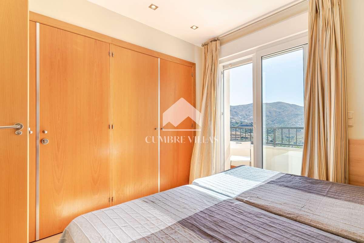 Villa for Sale in Almuñécar