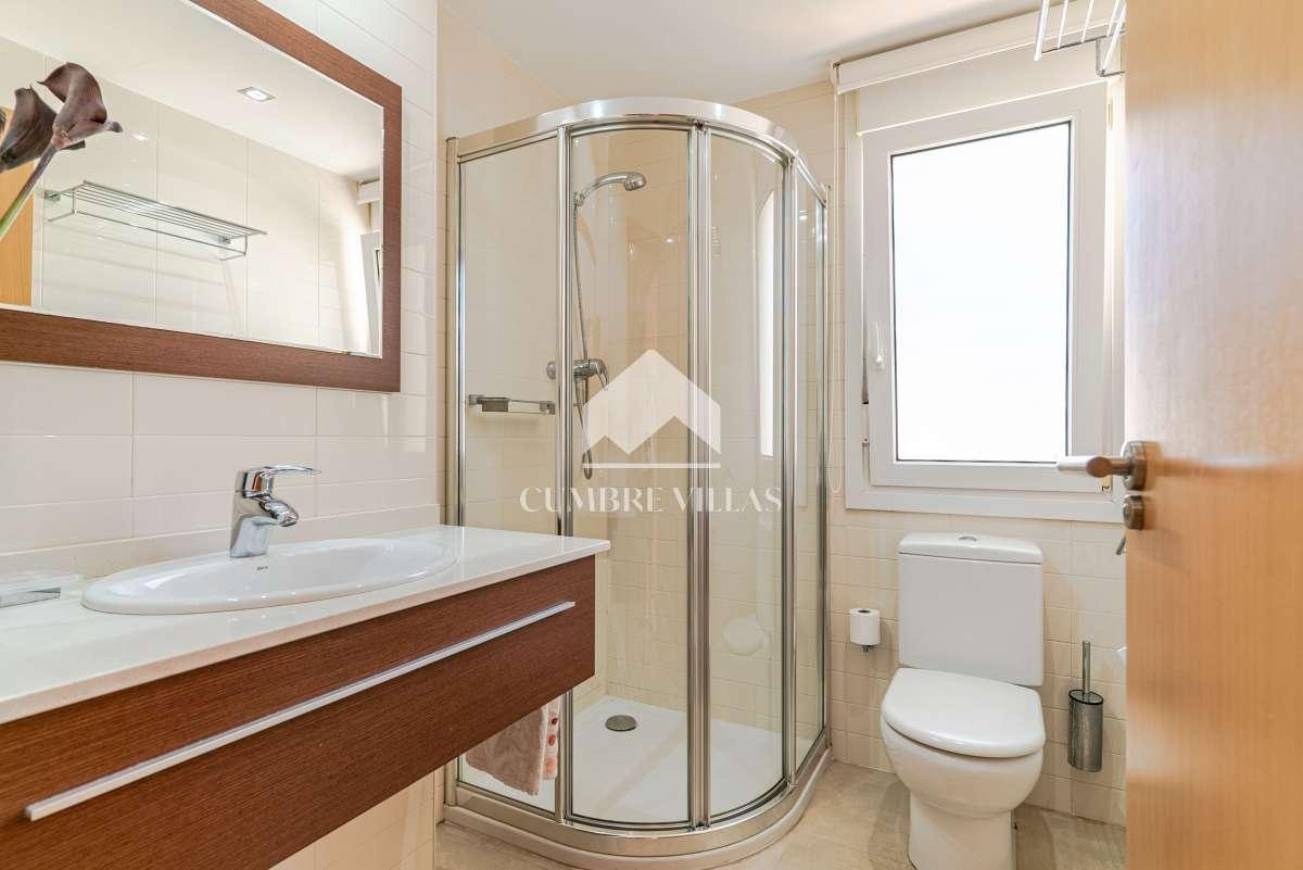 Villa for Sale in Almuñécar