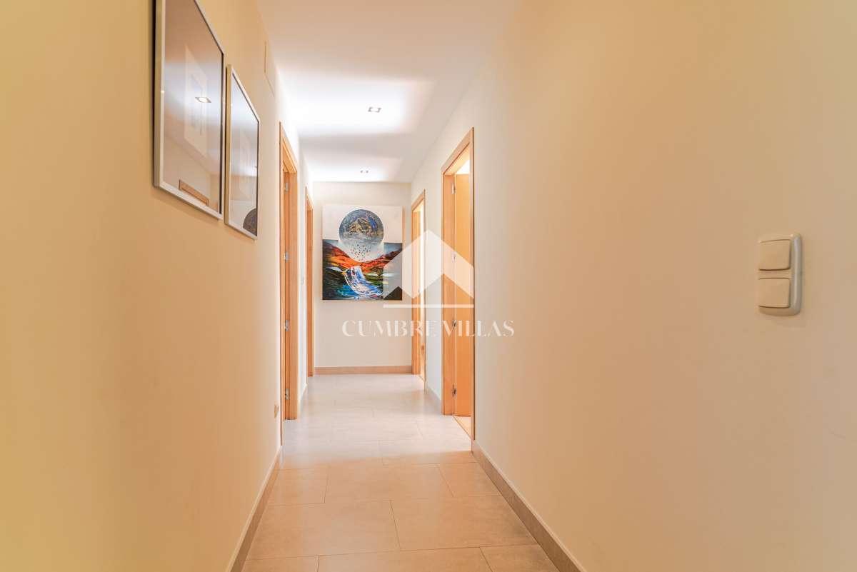 Villa for Sale in Almuñécar