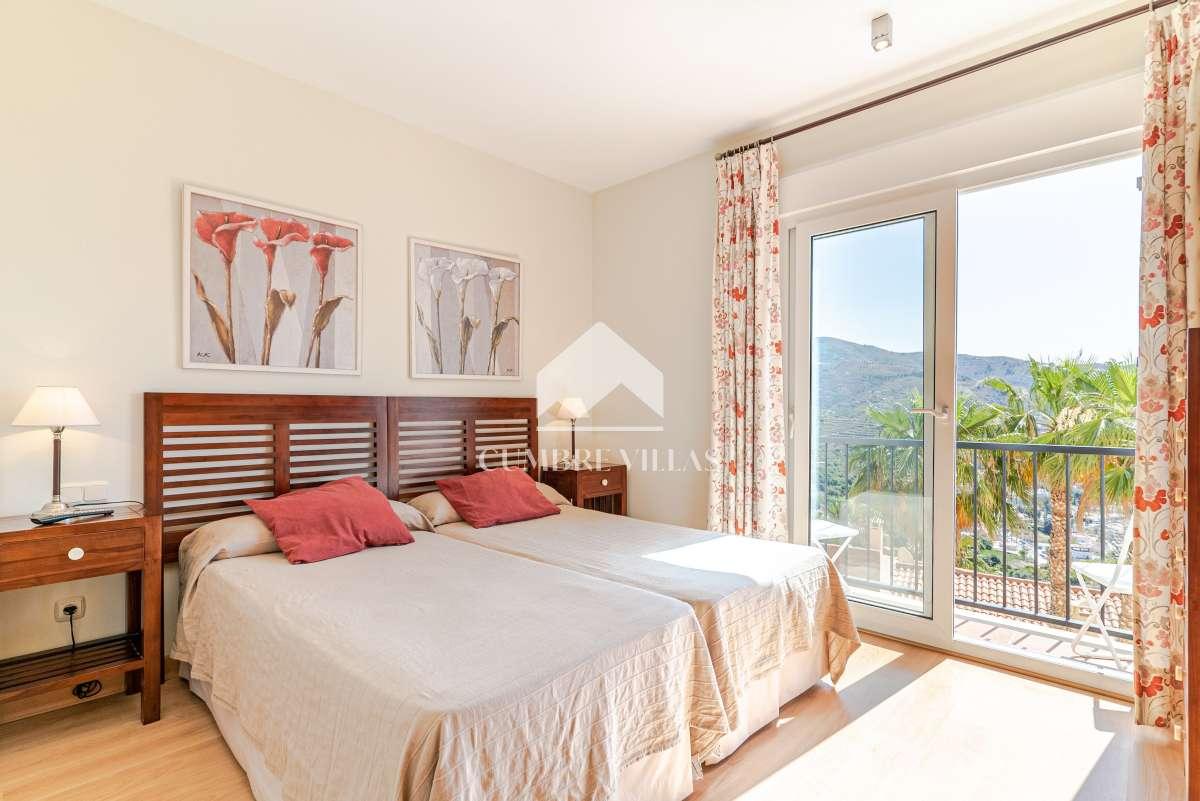 Villa for Sale in Almuñécar